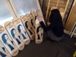 Miss.Tic skate customisé "Planche de salut"